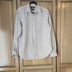 Banana Republic Gray Casual Button Down Shirt